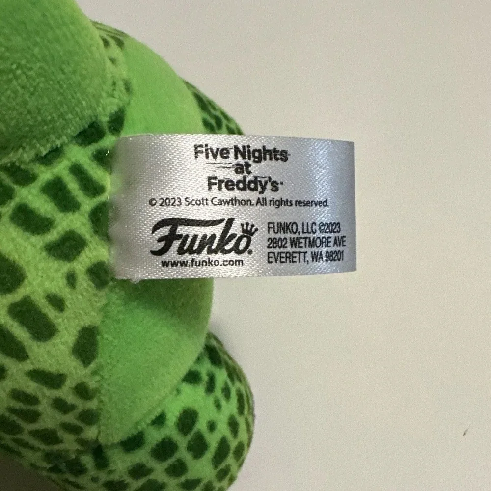 Montgomery‎ Gator Funko Five Nights At Freddy's Plush